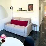 Appartement Rosselli Apartment, *